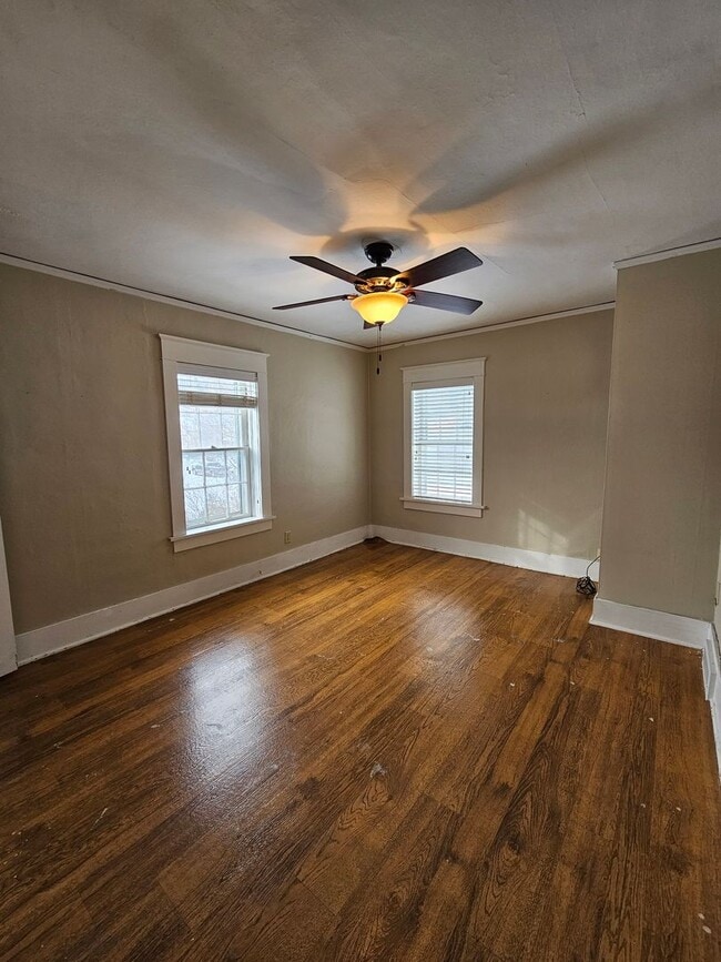 Building Photo - 4 BED | 2.5 BATH | SPACIOUS HOME | WEST