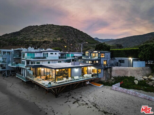 Building Photo - 26044 Pacific Coast Hwy