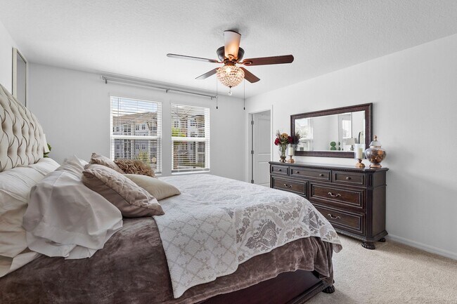 Building Photo - Beautifull Furnished Townhome - Nokomis - 2 Bedroom 2.5 bath plus office -1 Car Garage