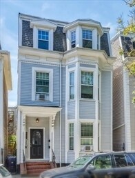 Building Photo - 439 W 4th St