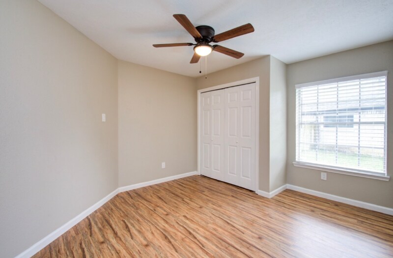 Building Photo - 14815 S Bristol Harbour Cir