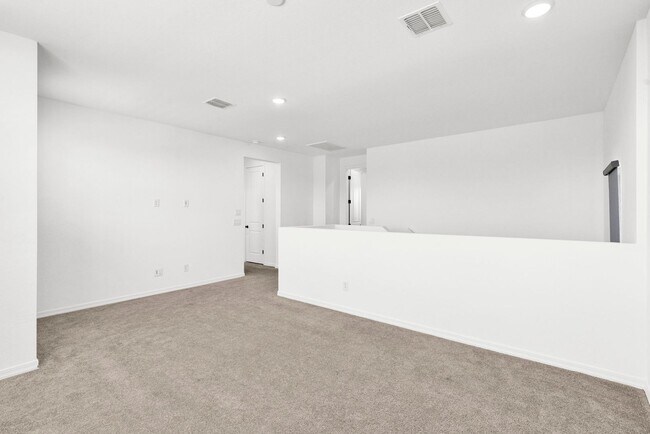 Building Photo - Newly Built 4-bed / 2.5 Bath Home in Quiet...