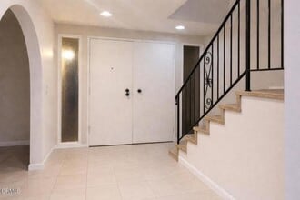 Building Photo - 1930 Adrian St