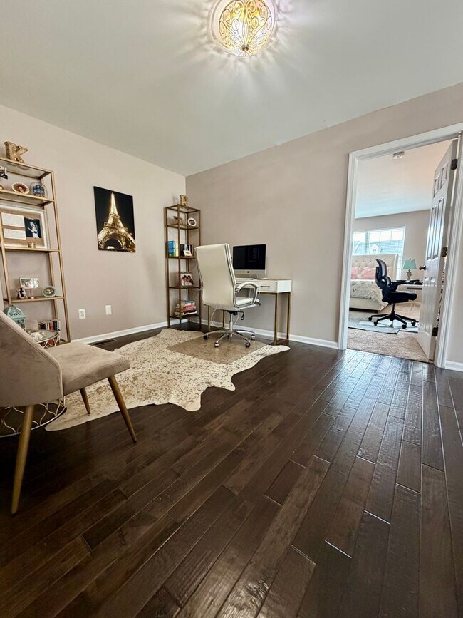 Building Photo - Stunning 3-Bed/3-Bath Home in Providence Reserve. Available September 1st!