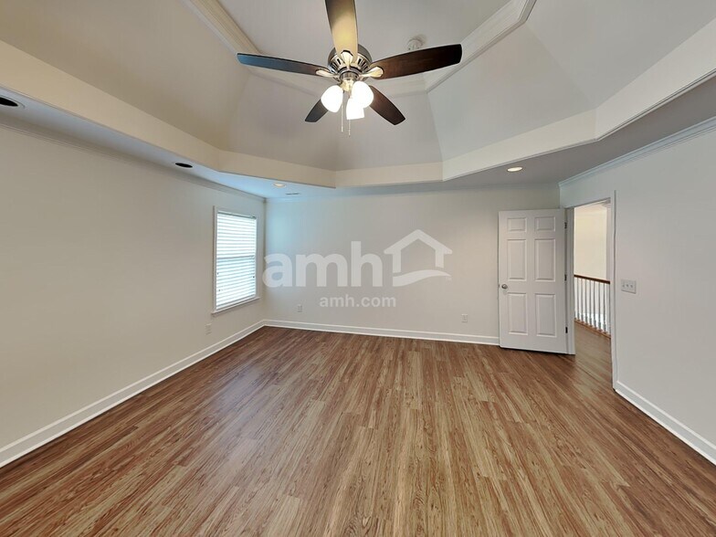 Building Photo - 3063 Romain Trail