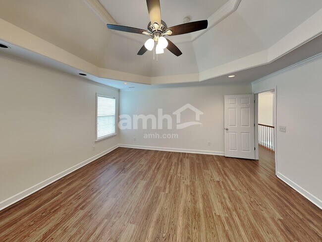 Building Photo - 3063 Romain Trail