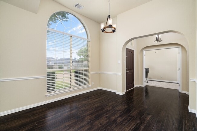 Building Photo - 7501 Caribbean Dr