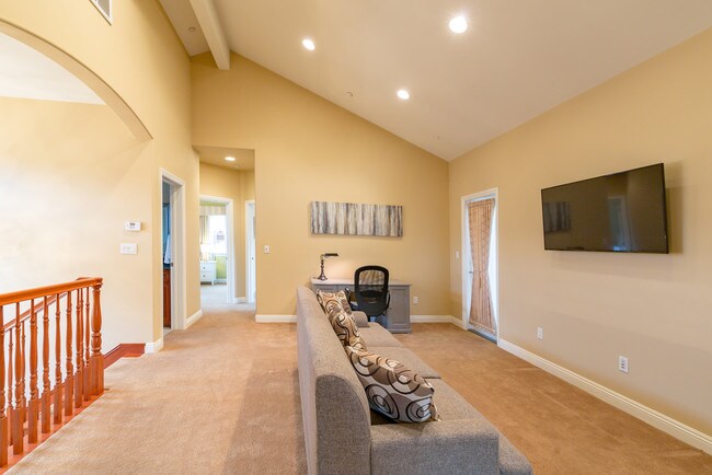 Building Photo - 1805 Speyer Ln