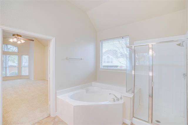 Building Photo - 2056 Stonecourt Dr