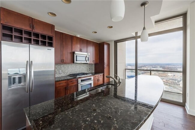 Building Photo - 270 17th St NW