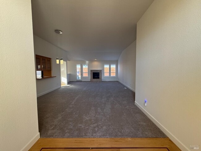 Building Photo - 316 Acadia Dr