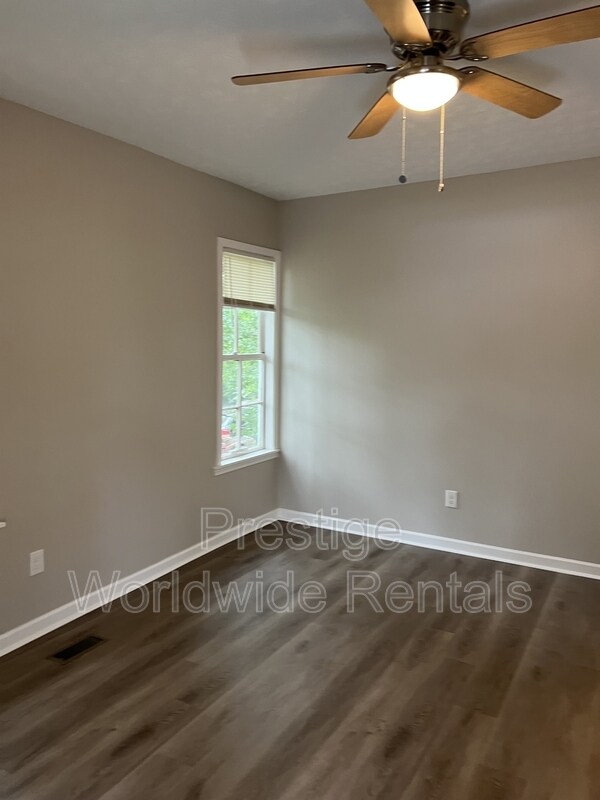 Building Photo - 4708 11th Ave