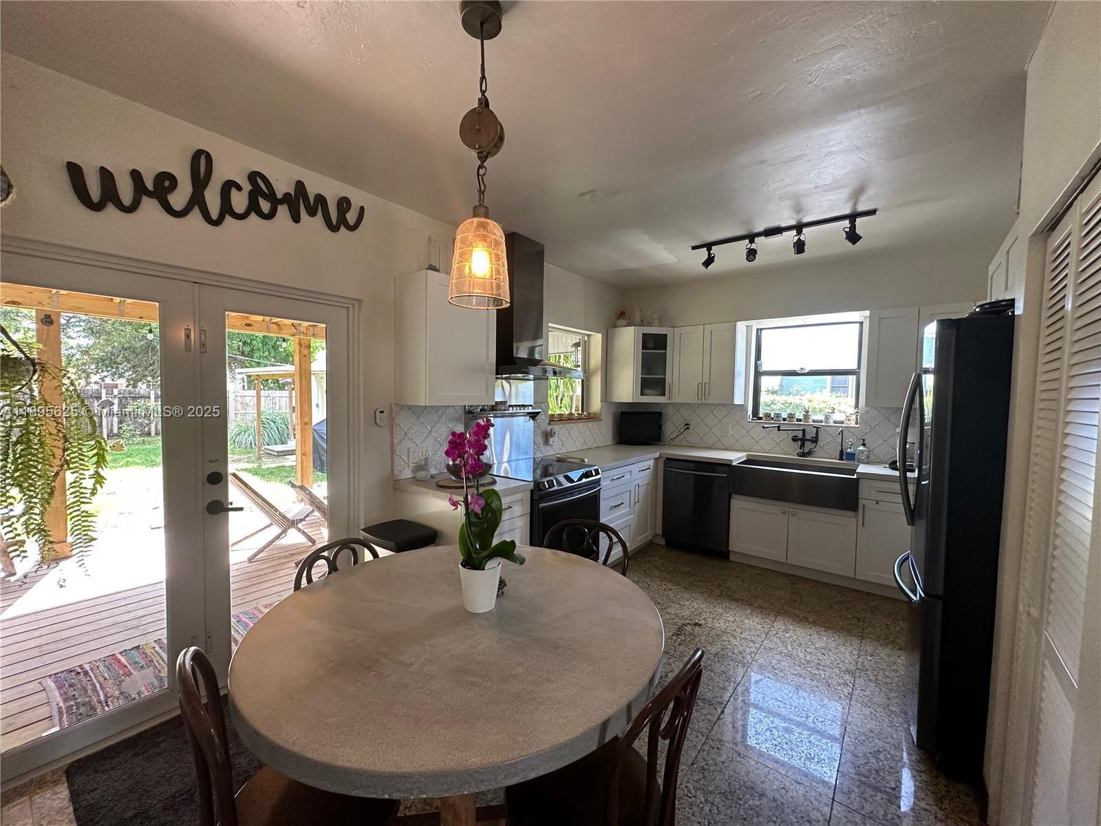 Building Photo - 742 NW 50th St