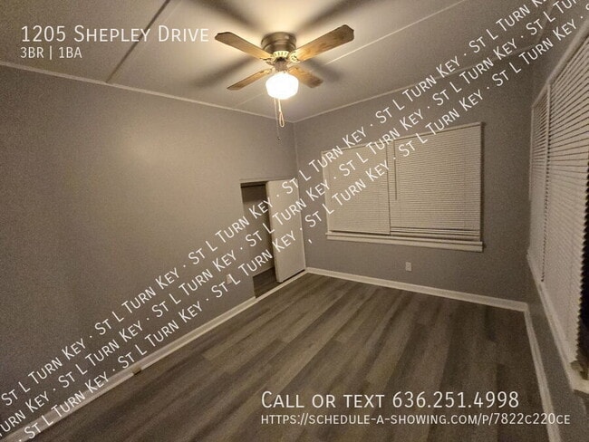 Building Photo - 1205 Shepley Dr