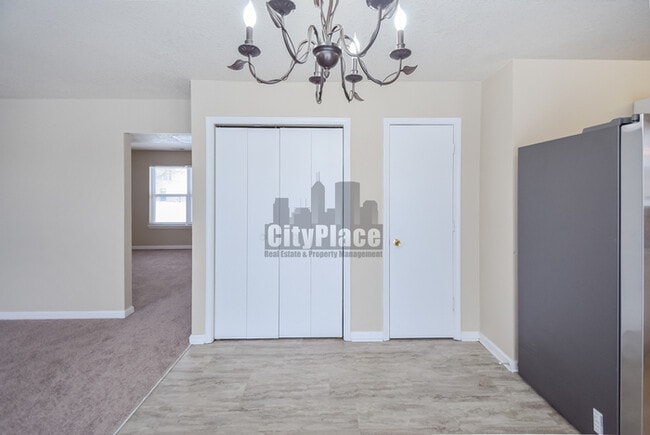 Building Photo - 11324 Roundwood Ct