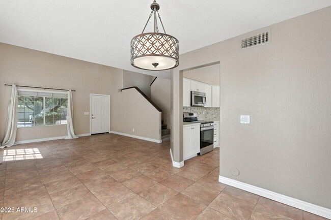 Building Photo - 4274 E Creosote Dr