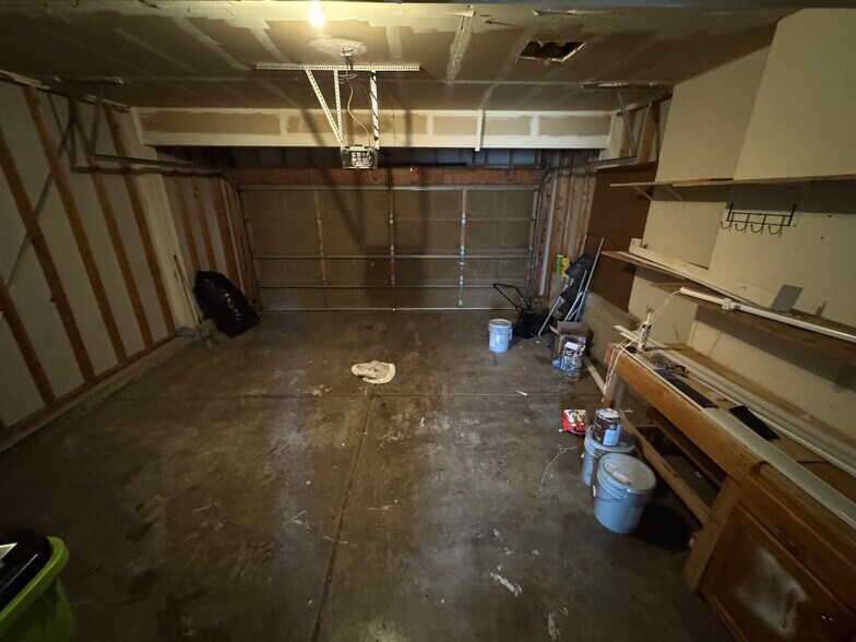 Building Photo - 4243 Gunbarrel Dr