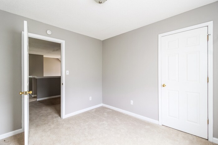 Building Photo - 4922 Ozment Ridge Ct
