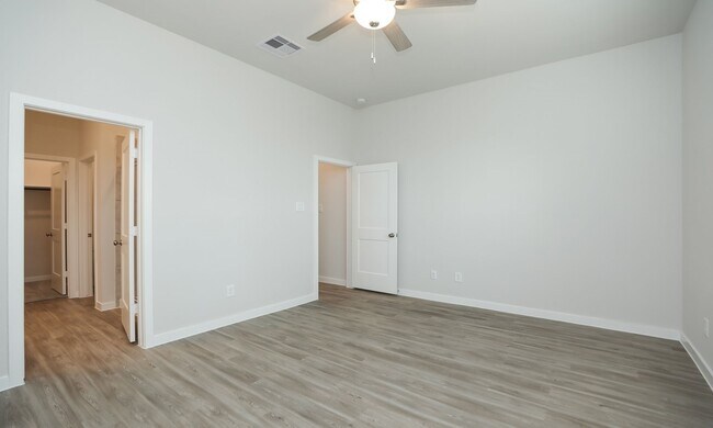 Building Photo - 21119 Armstrong County Dr