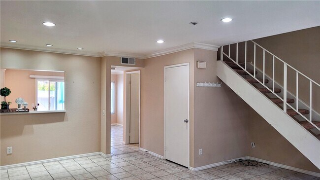 Building Photo - 25885 Trabuco Rd