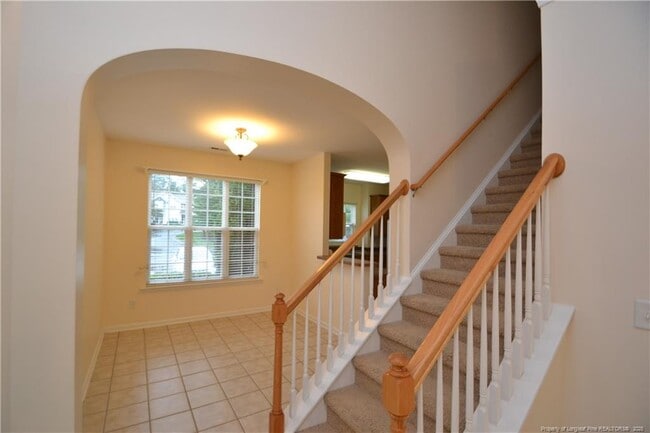 Building Photo - 821 Hamlet Park Dr