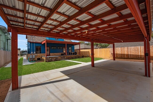 Building Photo - 1459 Munger St