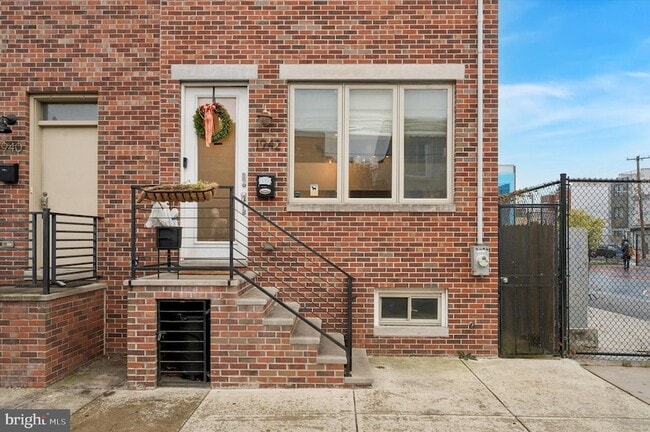 Building Photo - 1942 Tasker St