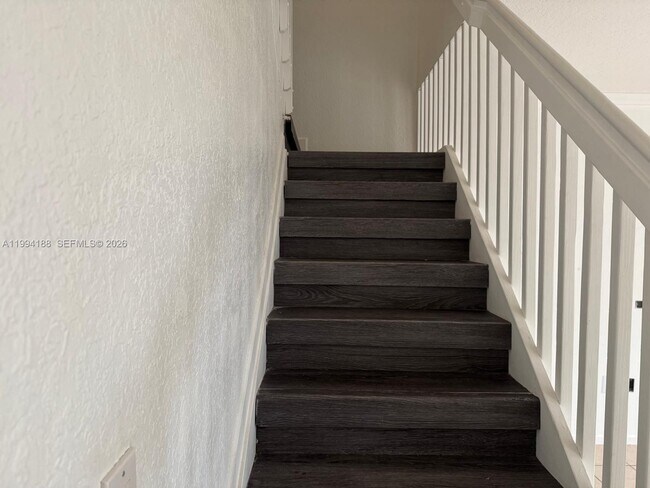 Building Photo - 650 NW 170th Terrace