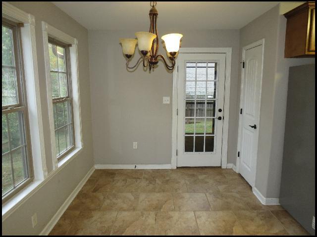 Building Photo - 3323 Moss Creek Dr