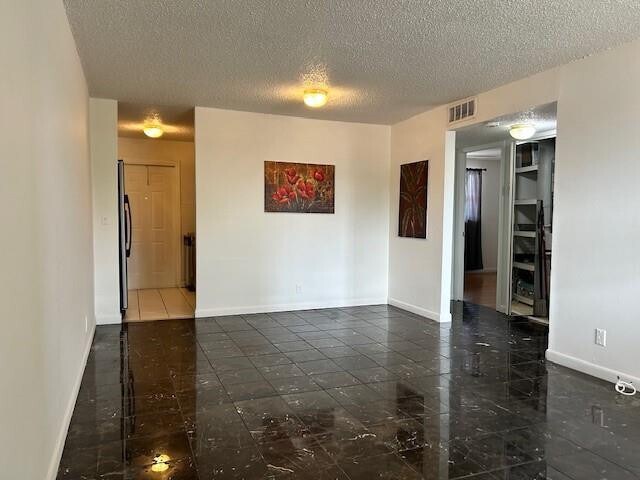 Building Photo - 850 E Commercial Blvd