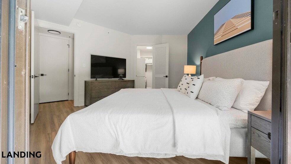 Building Photo - 1550 Clarendon Blvd