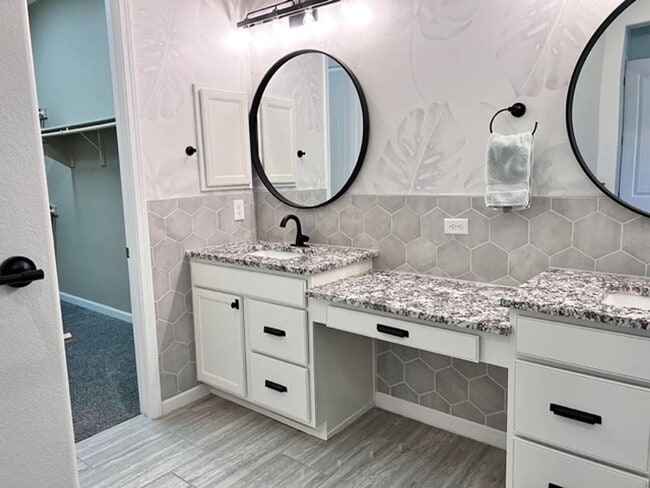 Building Photo - Beautiful Single Family Home in Desirable Subdivision Available in April 2026