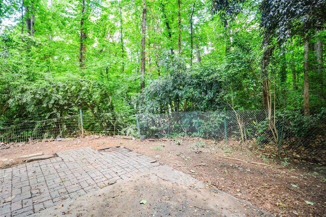 Building Photo - 4544 Coopers Creek Pl SE