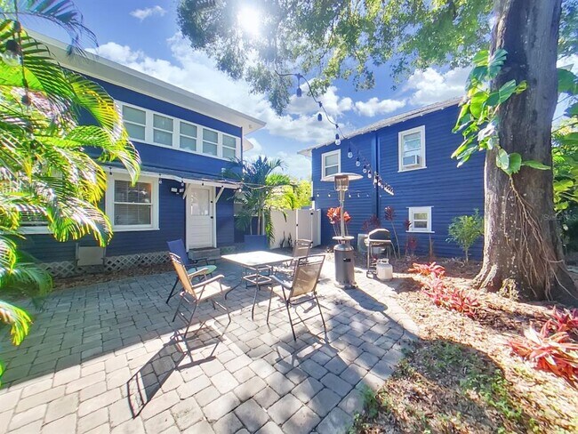 Building Photo - 614 8th St N