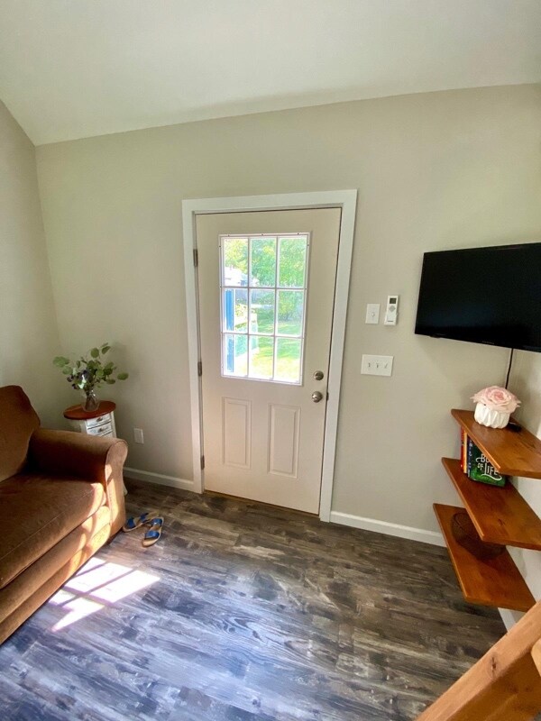 Building Photo - 40 Fillow St