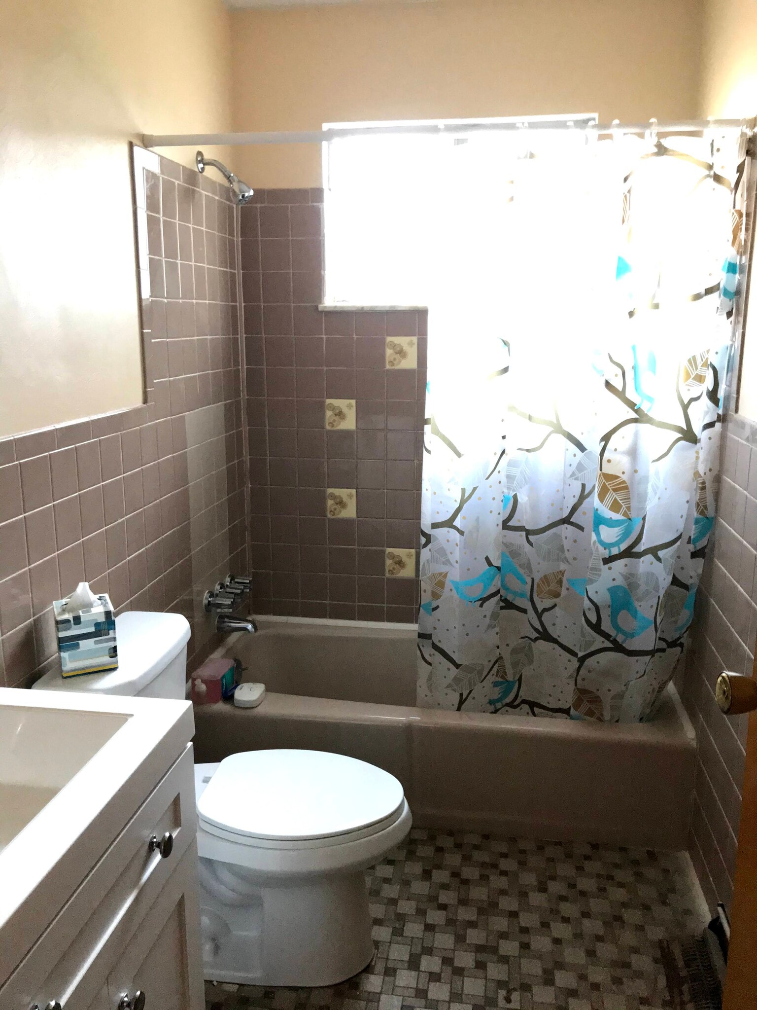 Bathroom - 1262 Onondago St