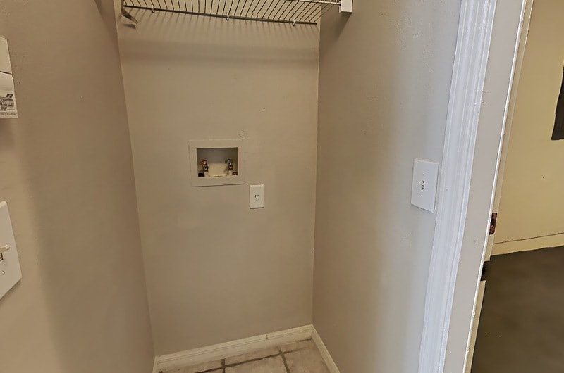 Building Photo - 14843 Astrolyn St