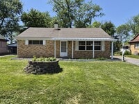 Building Photo - 464 Carol Dr