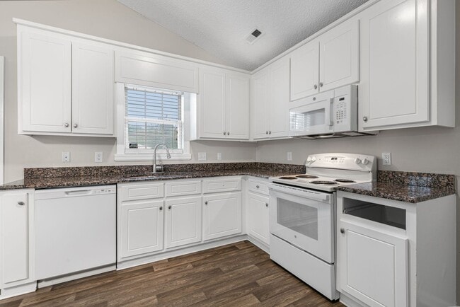 Building Photo - 3419 Pear Tree Court Unit A