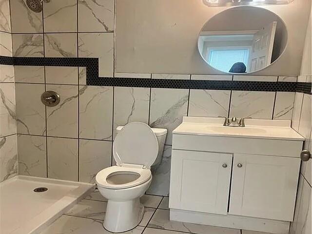 Building Photo - 1304 S Cloverleaf Cir