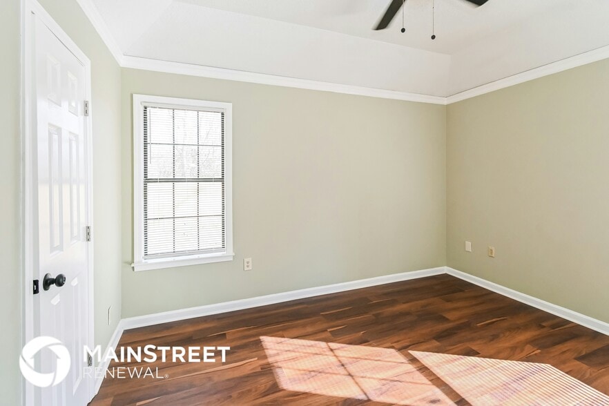 Building Photo - 5833 S Newberry Ln