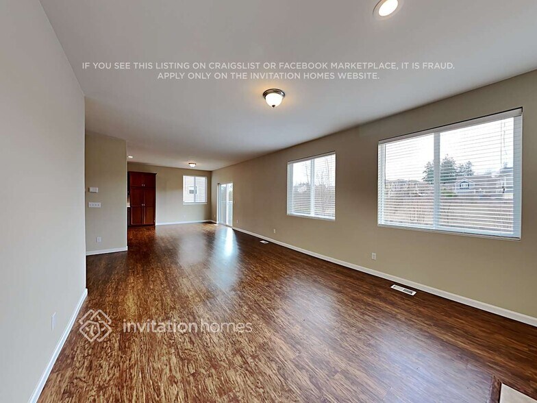 Building Photo - 19106 19th Ave Ct E