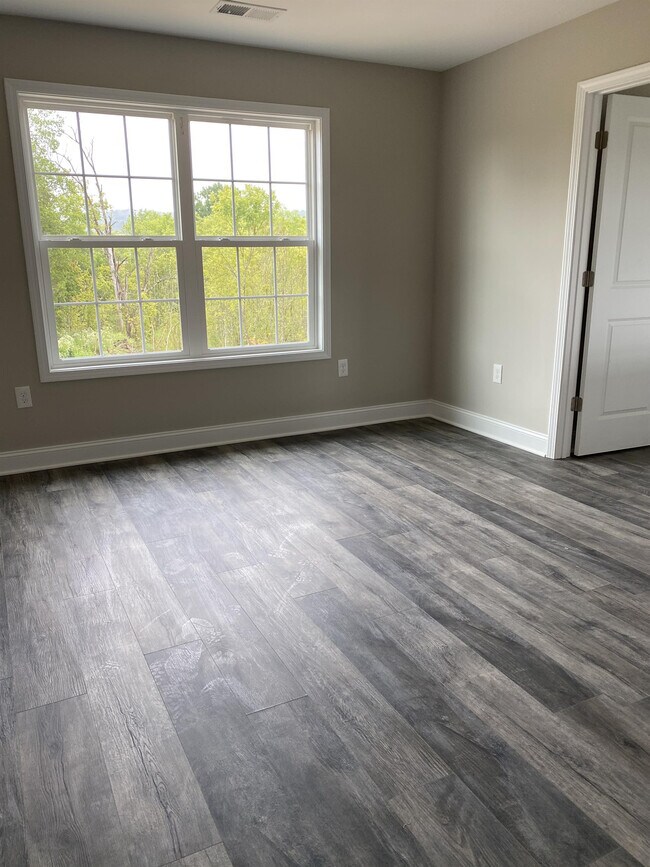 Building Photo - 7322 Ripple Creek Way