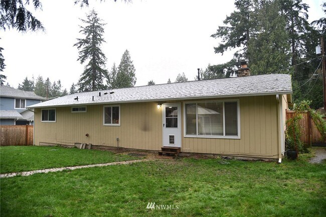 Building Photo - Charming home in Sammamish