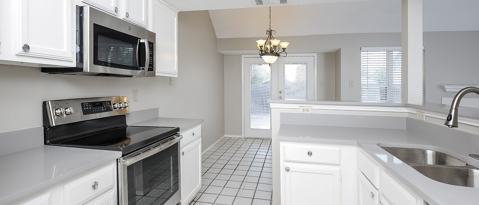 Building Photo - 4844 Thistledown Dr