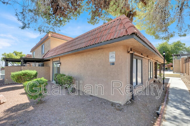Building Photo - 6611 Silverstream Ave