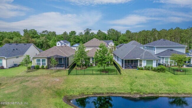 Building Photo - 381 Pioneer Village Dr