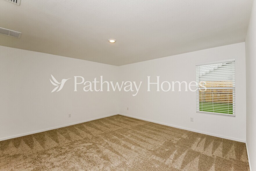 Building Photo - 10016 Isla Ln