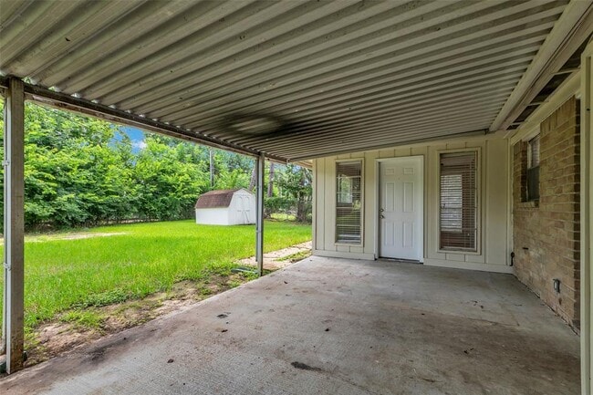 Building Photo - 12331 Flushing Meadows Dr