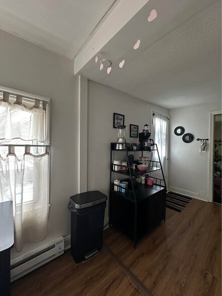 Building Photo - 2 Prospect St